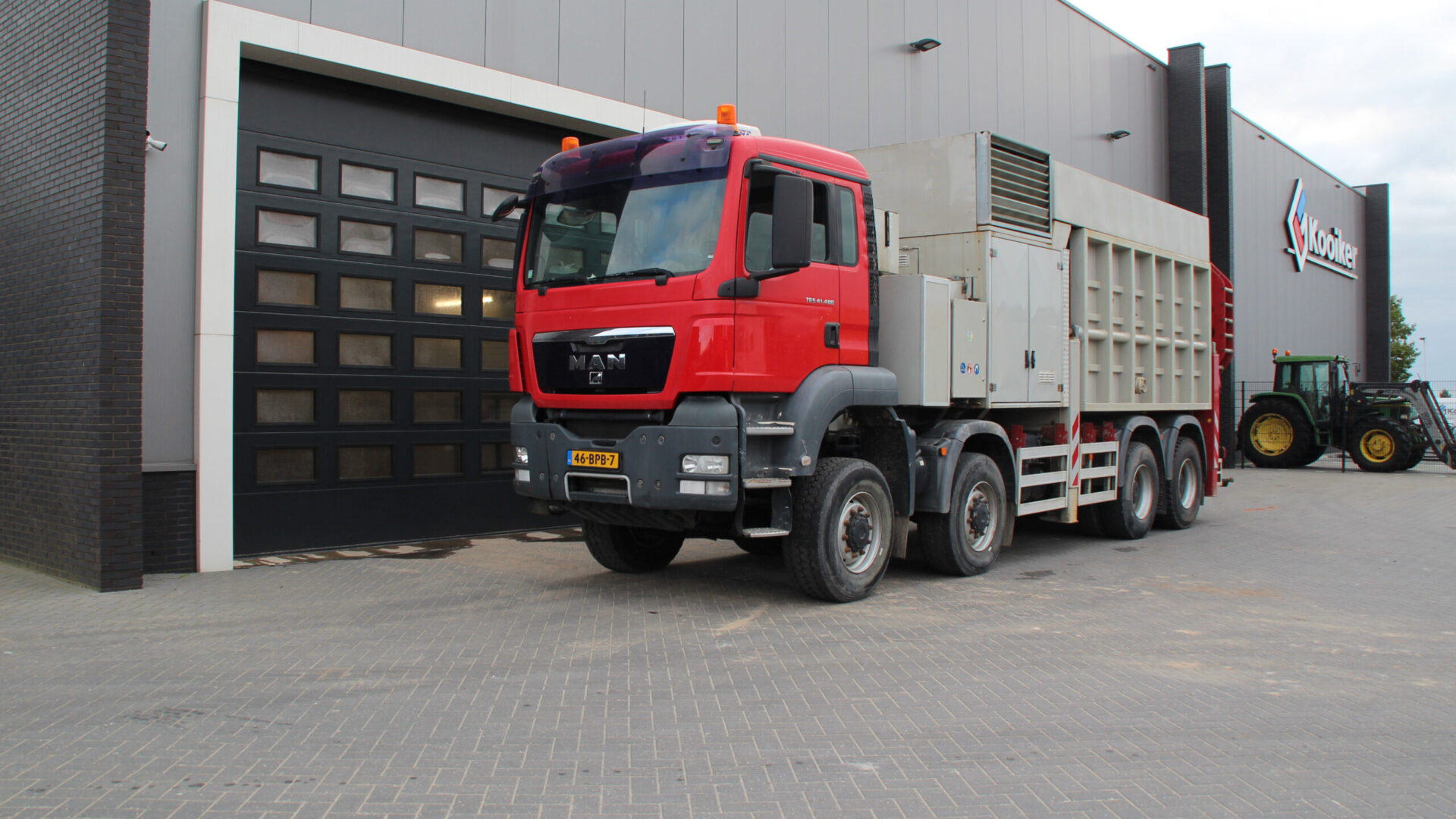 MAN MTS 8x8 zuigwagen 2009