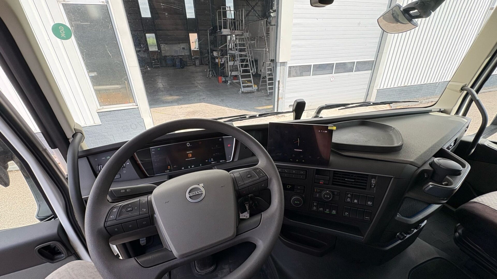 NIEUW 2025 Volvo FH 500 8x4 - Amphitec Vortex 9000 Vacuümmachine
